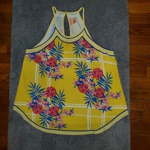 Flying Tomatoe Size L tank style floral blouse